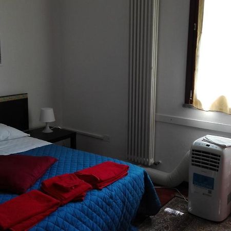 La Casa Di Filippo Hotel ปิซา ภายนอก รูปภาพ
