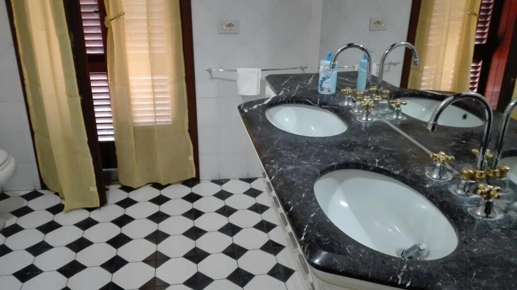 La Casa Di Filippo Hotel ปิซา ภายนอก รูปภาพ